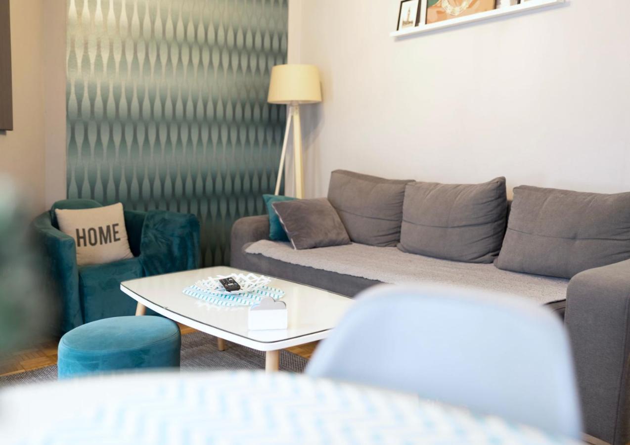 Apartment Teatar Tuzla Esterno foto